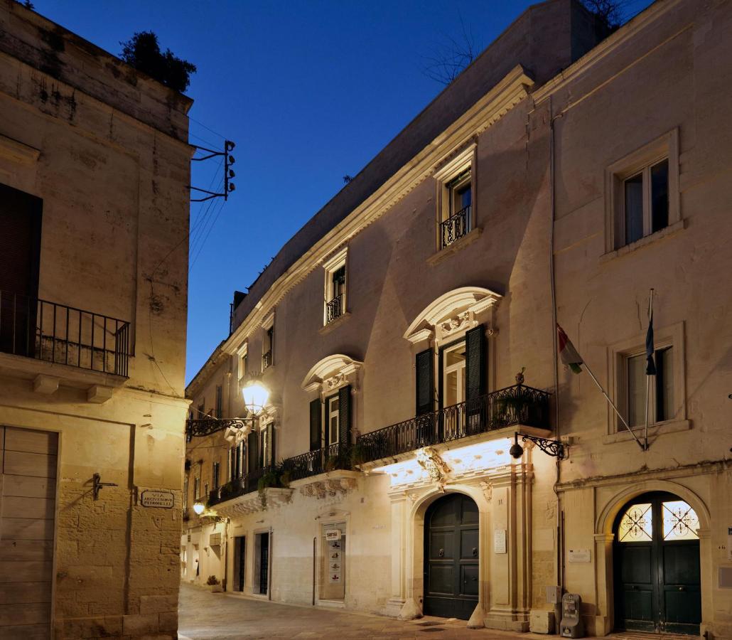 Palazzo Rollo Bed and Breakfast Lecce Eksteriør billede