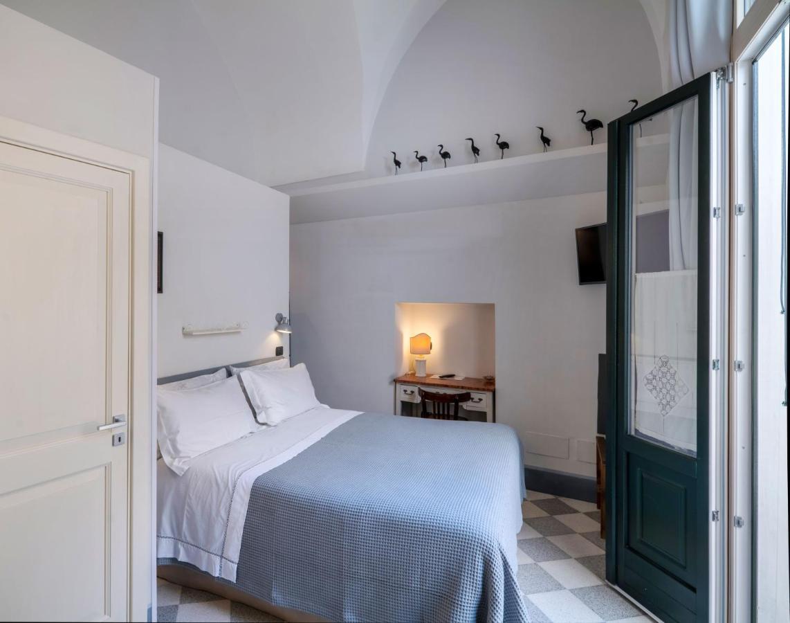 Palazzo Rollo Bed and Breakfast Lecce Eksteriør billede