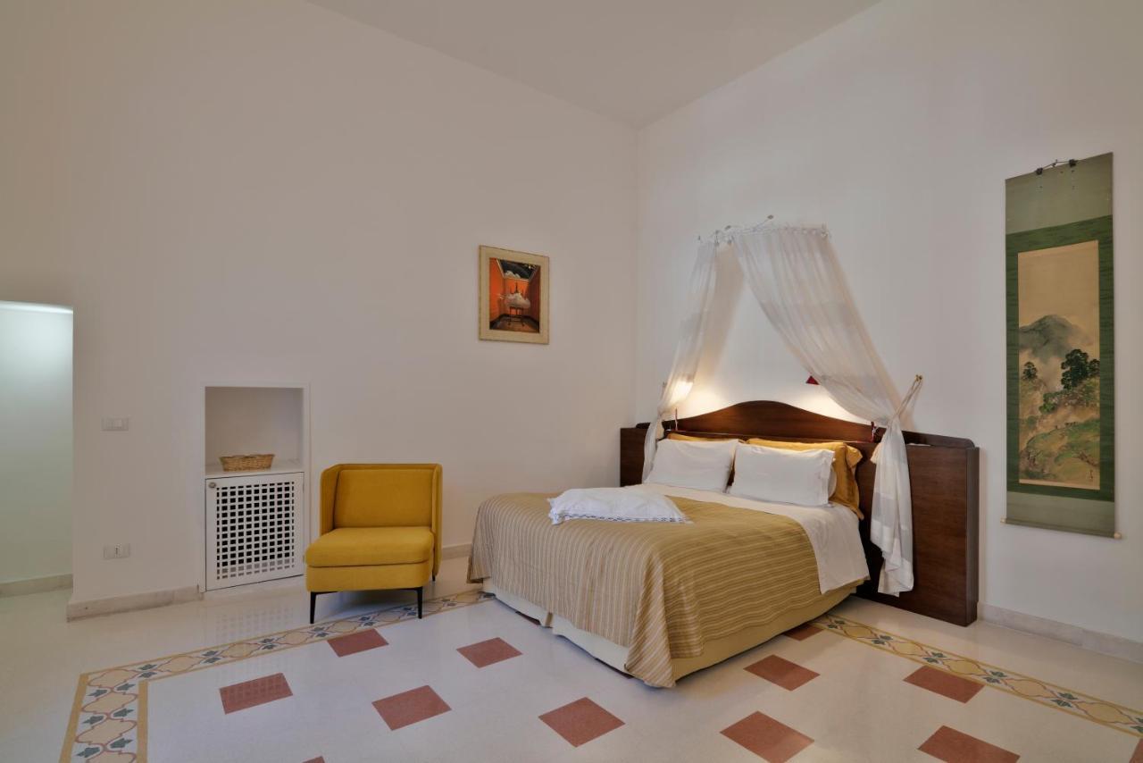 Palazzo Rollo Bed and Breakfast Lecce Eksteriør billede